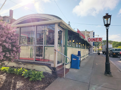 Wellsboro Diner